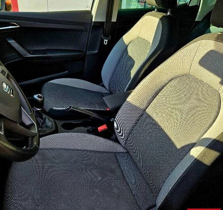 Seat Ibiza cena 45800 przebieg: 58800, rok produkcji 2020 z Szadek małe 742